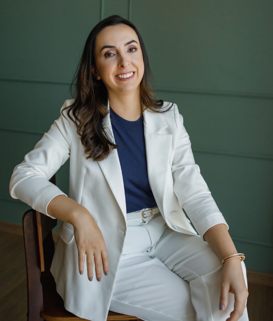Dra. Carla Fabiane Zonta